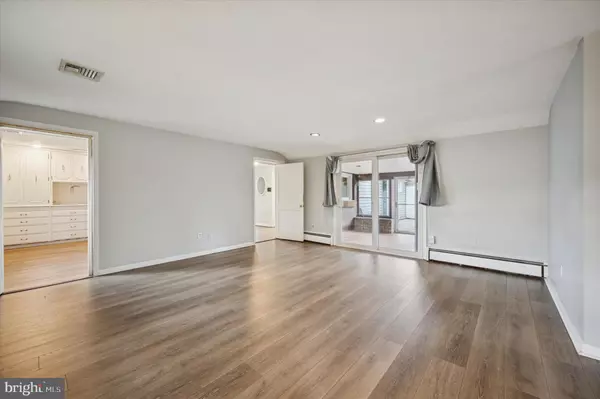 Lansdale, PA 19446,1107 LANSDALE AVE