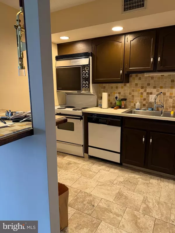 King Of Prussia, PA 19406,10512-UNIT 512 VALLEY FORGE CIR #512