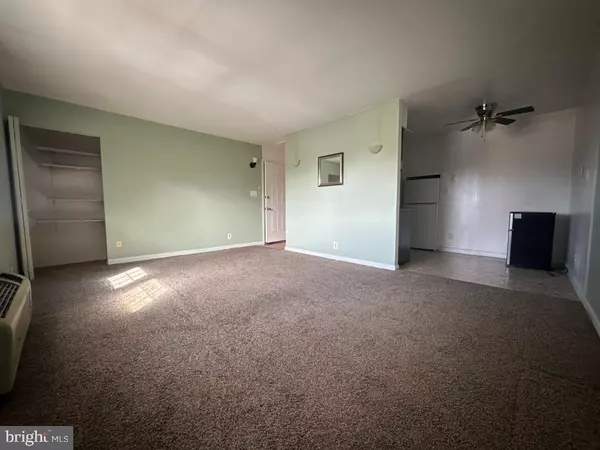 Sterling, VA 20164,306 E FURMAN DR