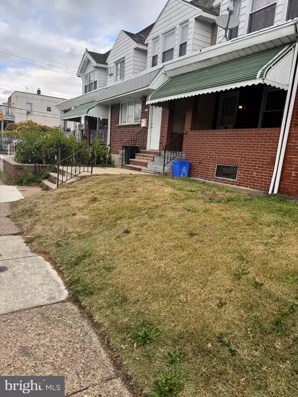 Philadelphia, PA 19142,2709 S 70TH ST