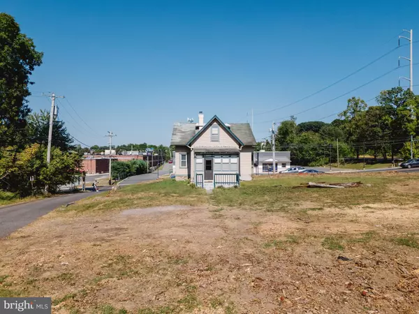 Ridley Park, PA 19078,610 N SWARTHMORE AVE