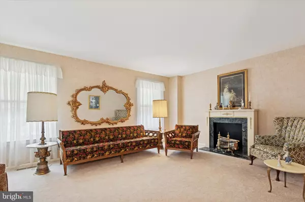 Philadelphia, PA 19116,115 GARDNER ST