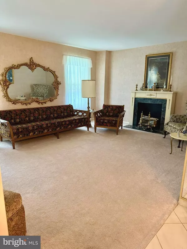 Philadelphia, PA 19116,115 GARDNER ST