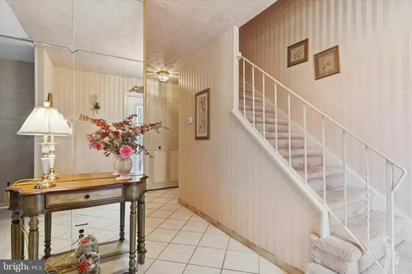 Philadelphia, PA 19116,115 GARDNER ST