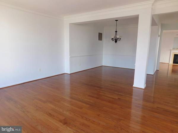 Chantilly, VA 20152,25207 BALD EAGLE TER