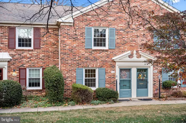 Springfield, VA 22152,8422 FORRESTER BLVD #580