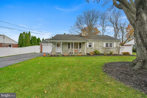 Lancaster, PA 17602,7 PLEASANT DR