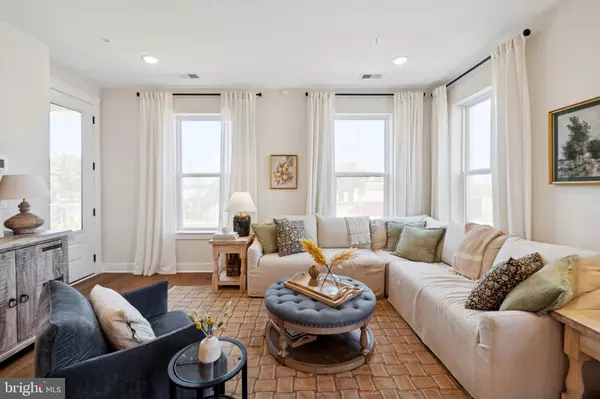 Chantilly, VA 20151,14904 DECO CIR #LOT 85