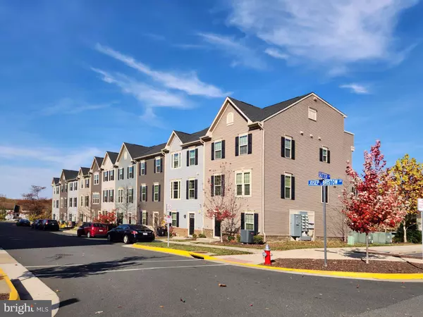 7838 FRANCIS DICKENS LN, Annandale, VA 22003