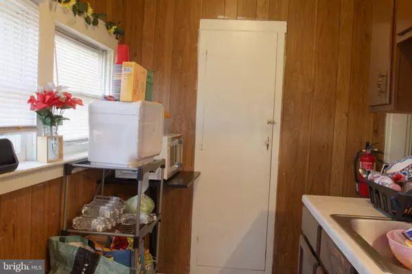 Vineland, NJ 08360,708 E MONTROSE ST