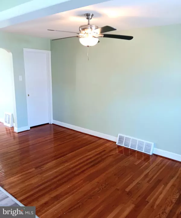 Collingdale, PA 19023,1027 WINDSOR RD