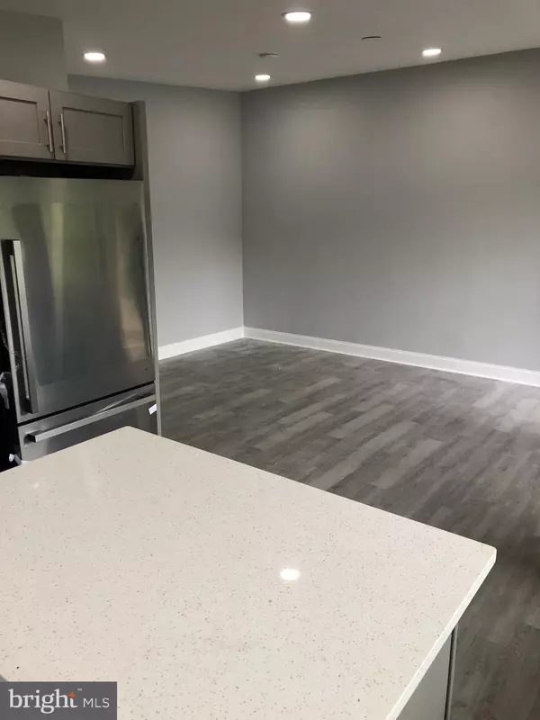 Philadelphia, PA 19115,1106 GRANT AVE