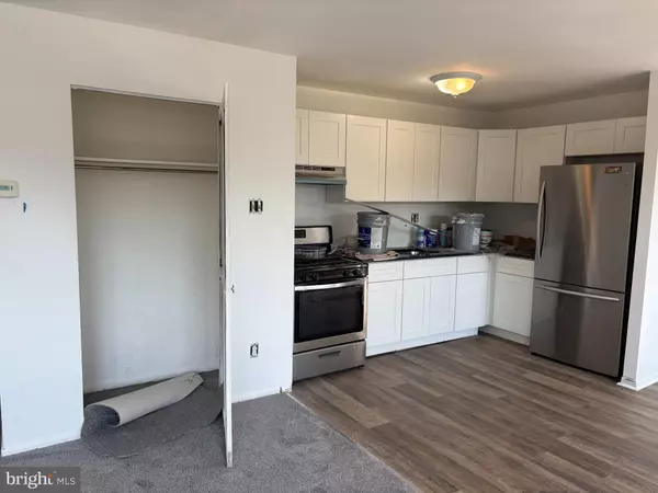 Philadelphia, PA 19114,3314 S KESWICK TER