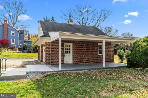 Newtown, PA 18940,114 FROST LN