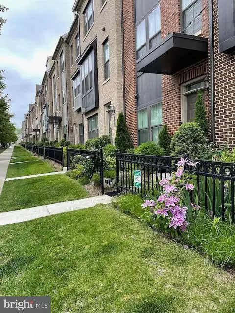 4638 WOODBERRY ST, Riverdale, MD 20737