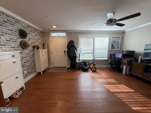 Riverdale, MD 20737,4638 WOODBERRY ST