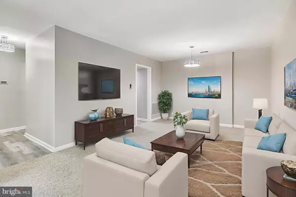 Annandale, VA 22003,4668 CONWELL DR #176