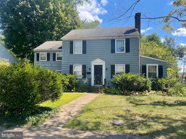 135 BLAKELEY PL, Charles Town, WV 25414