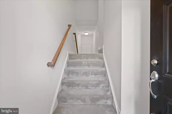 Woodbridge, VA 22191,14766 MALLOY CT