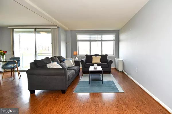 Rockville, MD 20852,10201 GROSVENOR PL #1015