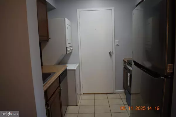 Greenbelt, MD 20770,6926 HANOVER PKWY #303