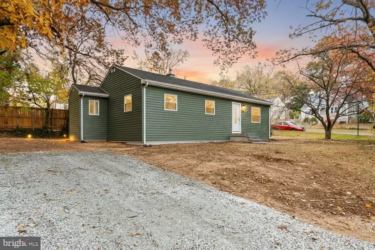 Bladensburg, MD 20710,5418 VARNUM ST