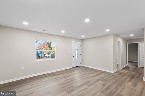 Bladensburg, MD 20710,5418 VARNUM ST