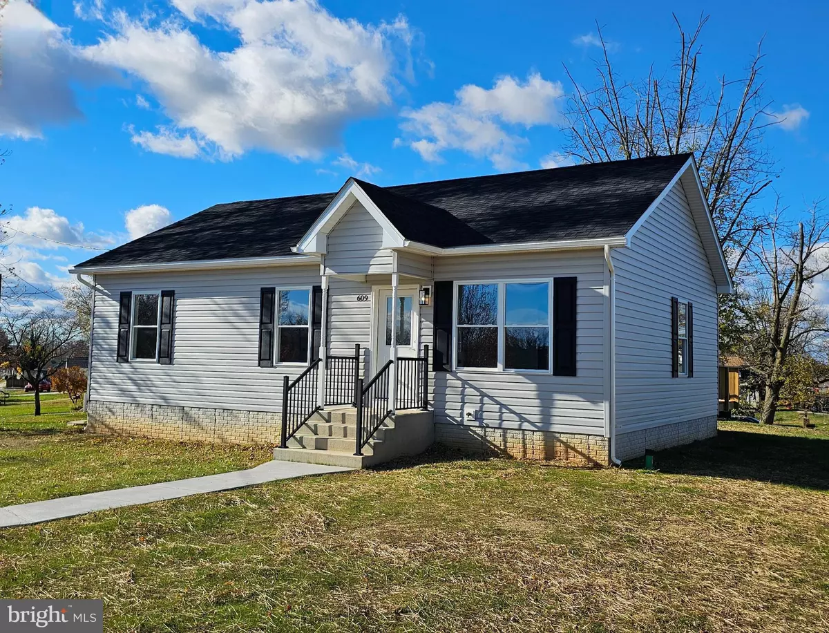 Ranson, WV 25438,609 N FAIRFAX BLVD