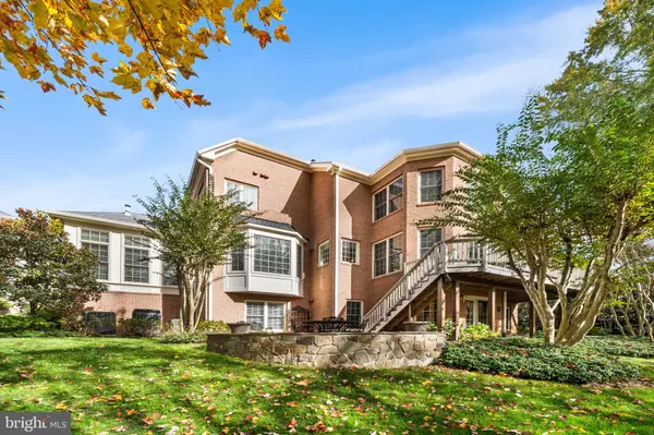 Fairfax, VA 22030,10121 RATCLIFFE MANOR DR