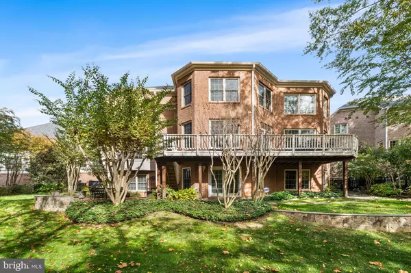 Fairfax, VA 22030,10121 RATCLIFFE MANOR DR