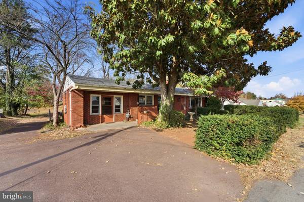 Culpeper, VA 22701,934 N EAST STREET EXT