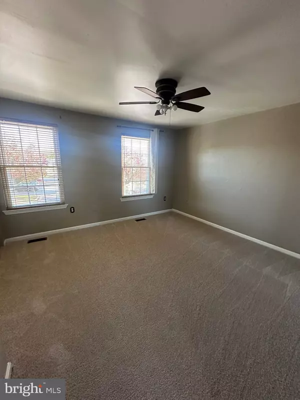 Baltimore, MD 21236,8819 GREEN NEEDLE