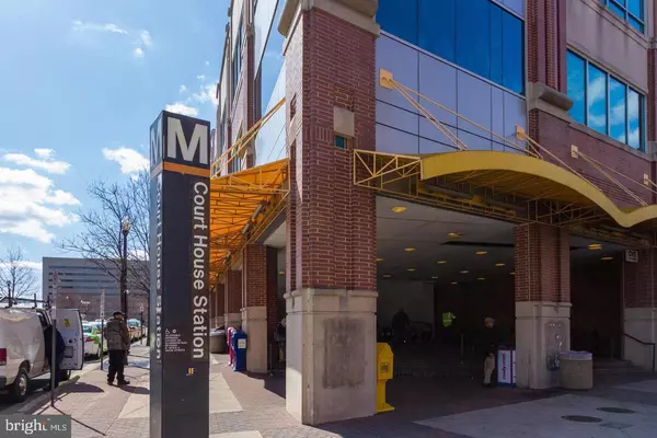 Arlington, VA 22201,2220 FAIRFAX DR #608