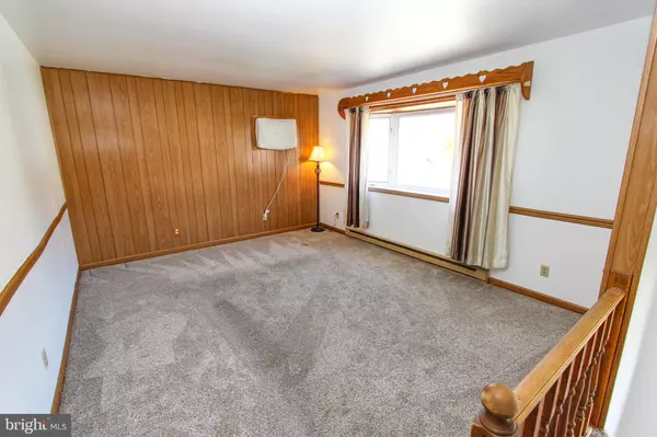 Elkton, MD 21921,118 MIDLAND DR