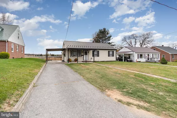 Fayetteville, PA 17222,384 W MAIN STREET