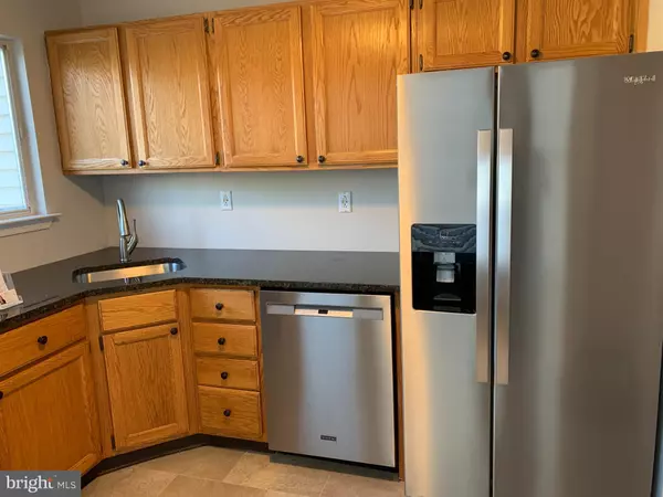 Ewing, NJ 08628,335 SILVIA ST