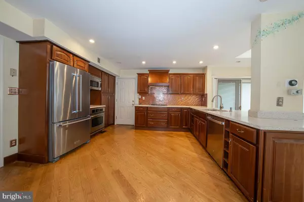 Gladwyne, PA 19035,1215 CLUB HOUSE RD