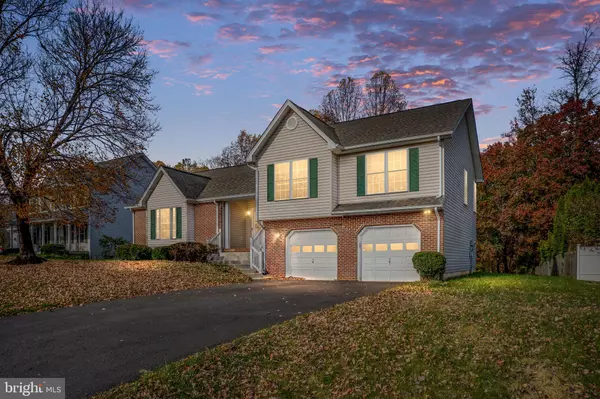 Fredericksburg, VA 22405,2011 SIERRA DR