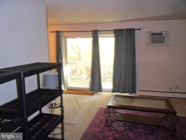 New Castle, DE 19720,610 W 11TH ST #6