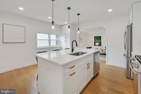 Woodbridge, VA 22193,14332 BELLEVILLE AVE