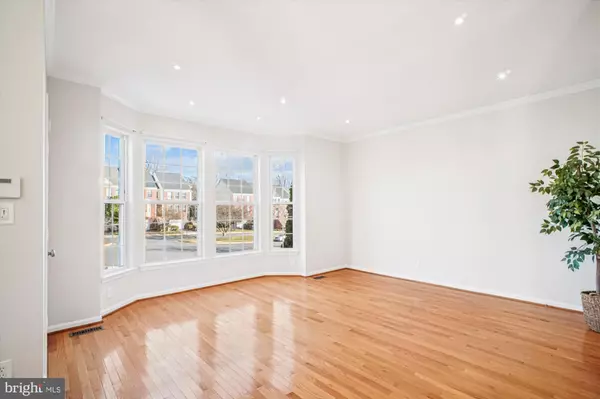 Fairfax, VA 22031,2914 MAINSTONE DR