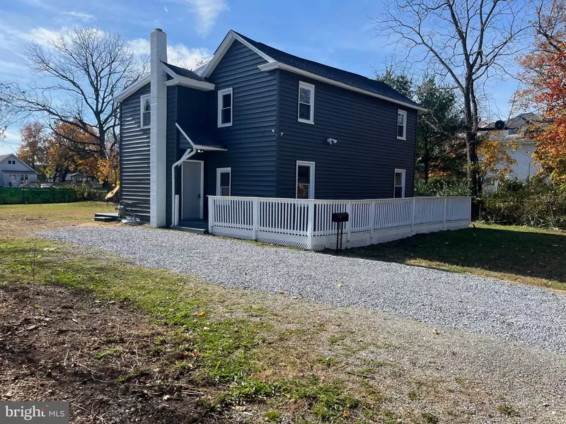 725 E PINE ST, Millville, NJ 08332