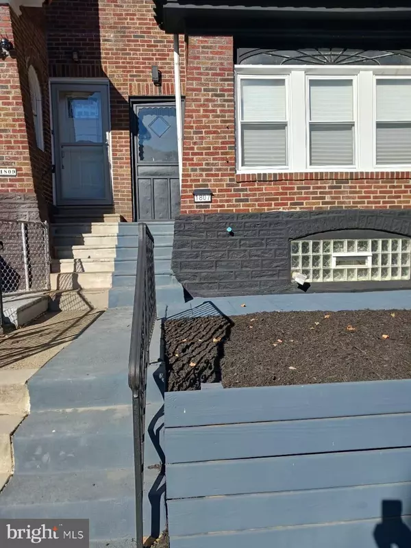 Philadelphia, PA 19126,1807 ASHLEY ST