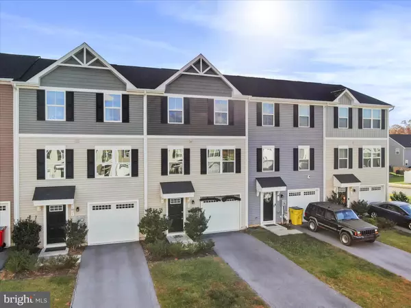 Martinsburg, WV 25403,22 SNICKERS CT