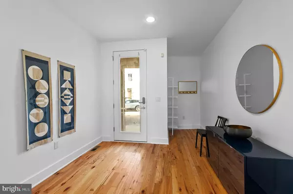 Philadelphia, PA 19129,3304 CONRAD ST