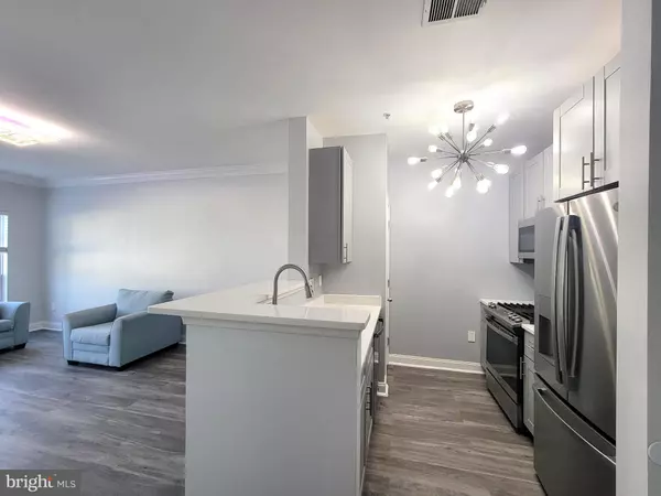 Alexandria, VA 22304,4850 EISENHOWER AVE #418