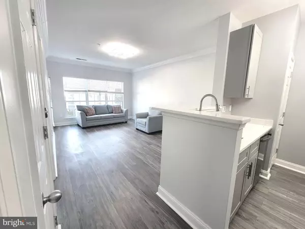 Alexandria, VA 22304,4850 EISENHOWER AVE #418