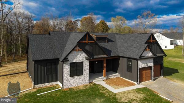 Martinsburg, WV 25404,234 STORMFIELD DR W