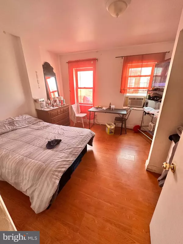 Philadelphia, PA 19148,704 MCCLELLAN ST