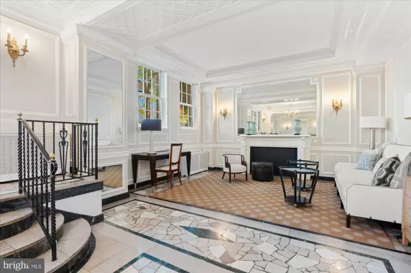 Washington, DC 20008,2540 MASSACHUSETTS AVE NW #105